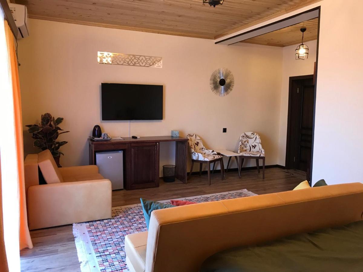 Ohio Inn & Cafe Ivanovka Экстерьер фото